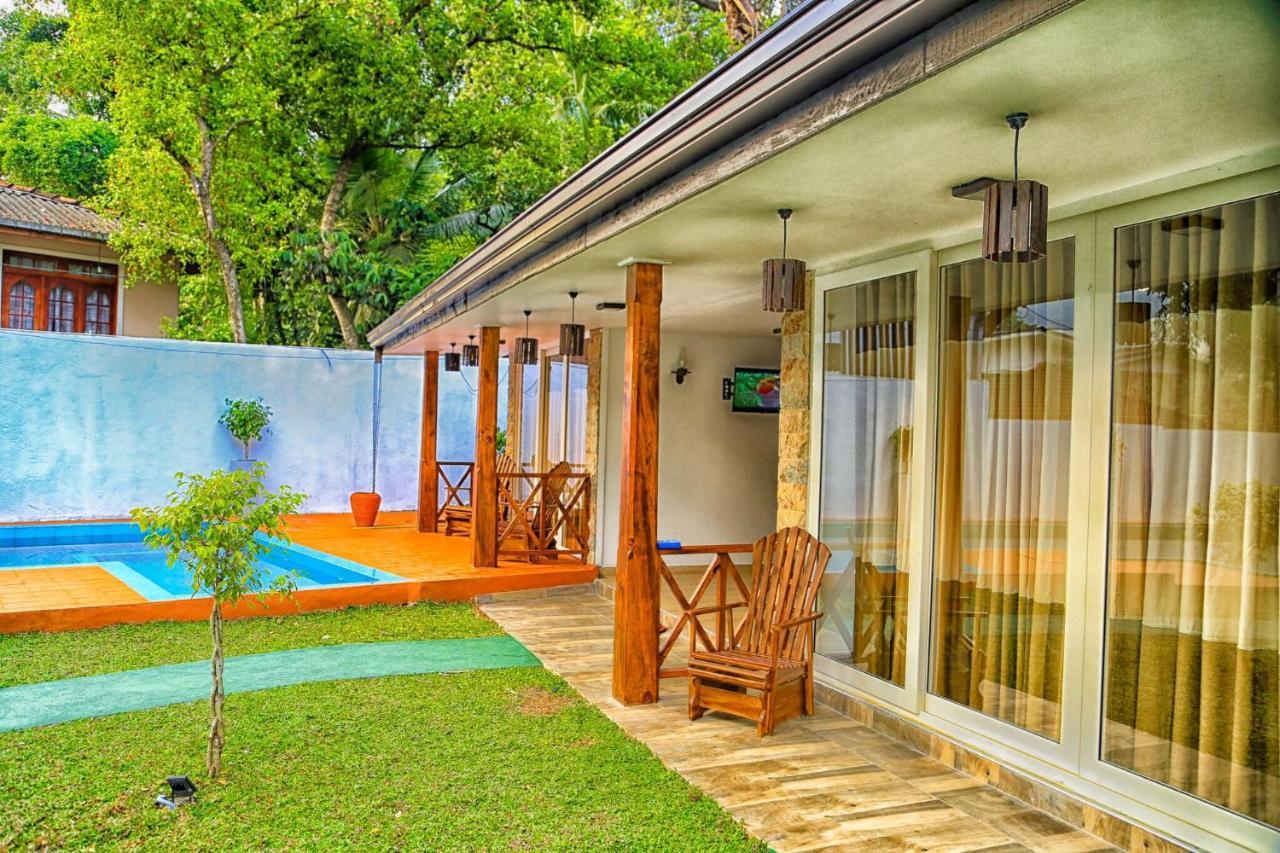 Villa Kandy Exterior foto